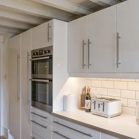 Dom wakacyjny Campanula House