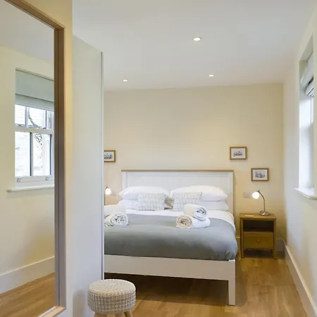 Campanula House * Askrigg